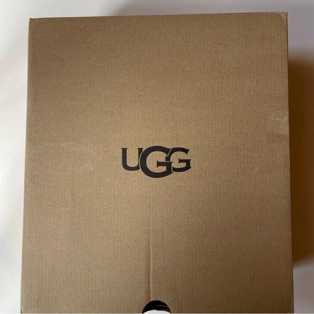 UGG Women's Olive Green Chelsea Rain Boots with Black Elastic